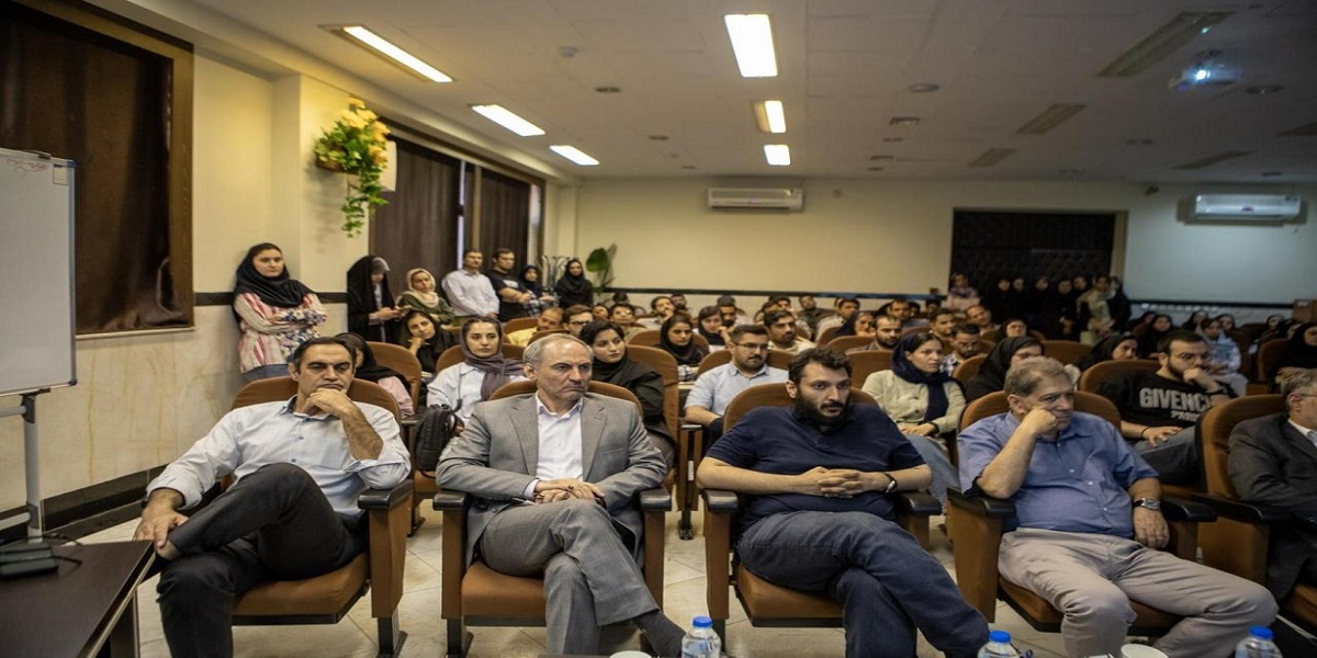 نشست علمی توسعه داروهاي جدید و ابزارهای تشخیصی با کمک هوش مصنوعی برگزار شد