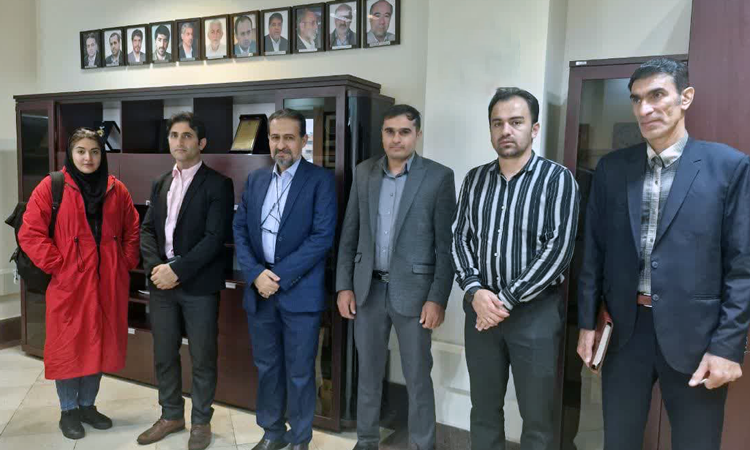 نشست صمیمانه معاون دانشجویی و فرهنگی-اجتماعی با اعضای سابق شورای صنفی دانشجویان